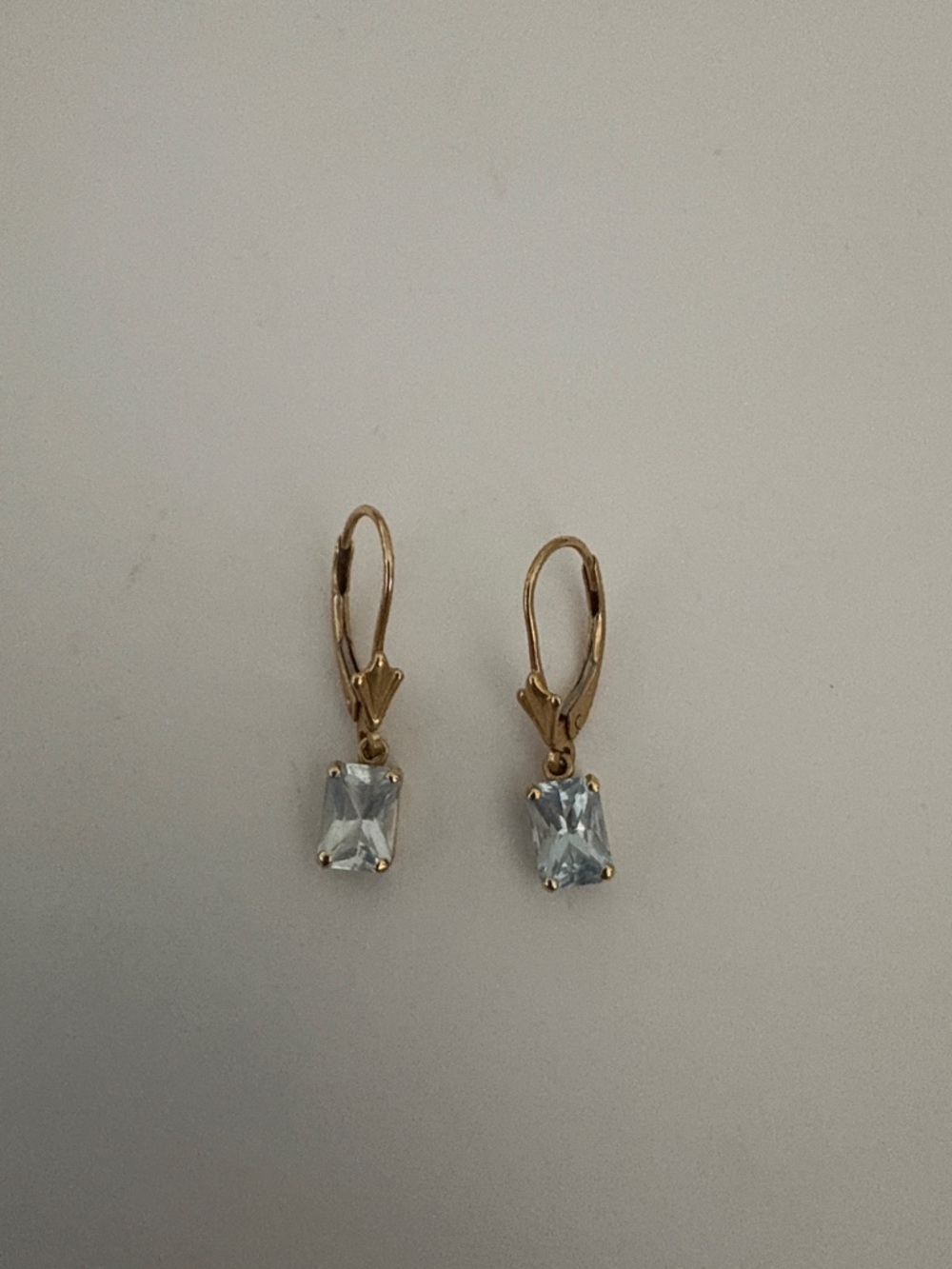 14kt Gold Leverback Earrings with Aquamarine Rectangular Stones